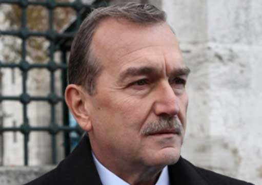Kurşun Fahri Önal Kimdir? Cem Kurtoğlu Dizileri, Yaşı, Eşi kursun-fahri-onal-kimdir-cem-kurtoglu-dizileri-yasi-esi